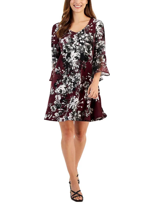 Women's Clothing For Casual Outings Spring Fling Sale Petites Womens Floral Mini Fit & Flare Dress