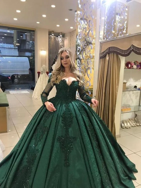 Casual Outfit For Women Fashion Deal Green Long Sleeves Prom Dresses with Appliques Quinceanera Gowns    cg15048