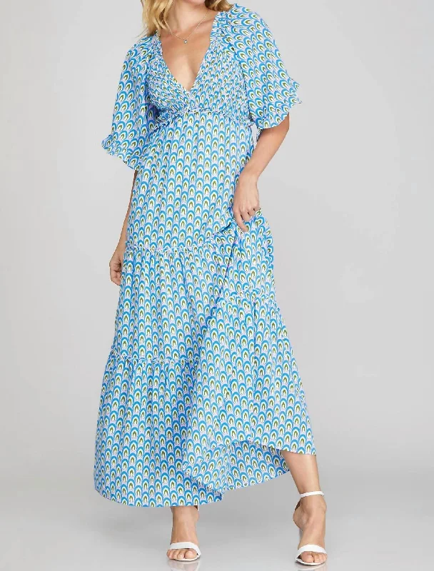 Women's Vintage Attire End - Of - Month Blowout Flutter Sleeve Smocked Tiered Print V Neck Maxi Dress In Blue