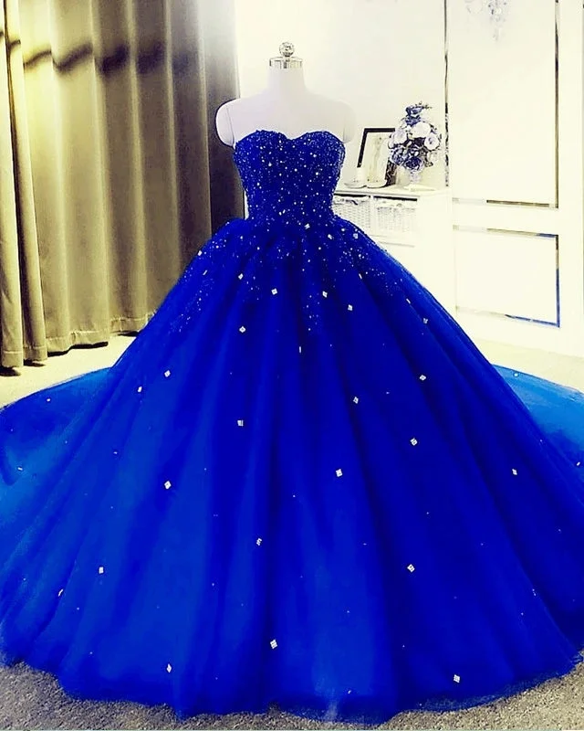 Women's Garments Latest Trends 2025 Crystals Royal Blue Prom Dresses Ball Gown Beaded Sweetheart Quinceanera Dresses