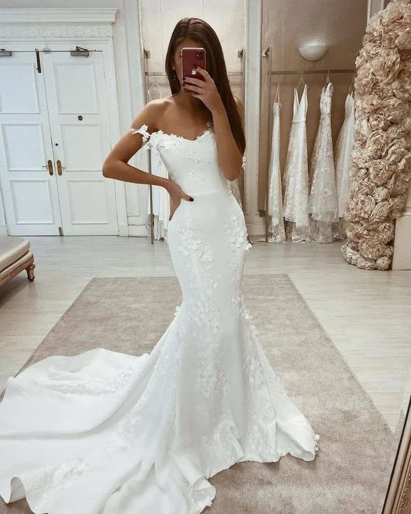 Stylish Outerwear Clothes For Women Great Prices On Feminine Styles White Satin Wedding Dresses Appliques Mermaid Off the Shoulder Prom Dress