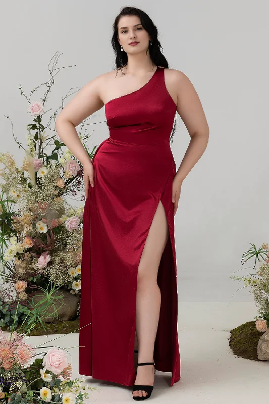 Women's Seasonal Attire Feminine Soft - Hued Styles Wine red tight thin shoulder strap shiny satin plus slit bridesmaid dress